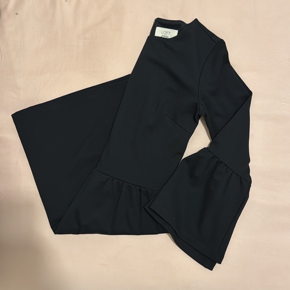 LOFT Black dress. Size 0. - Picture 2 of 3
